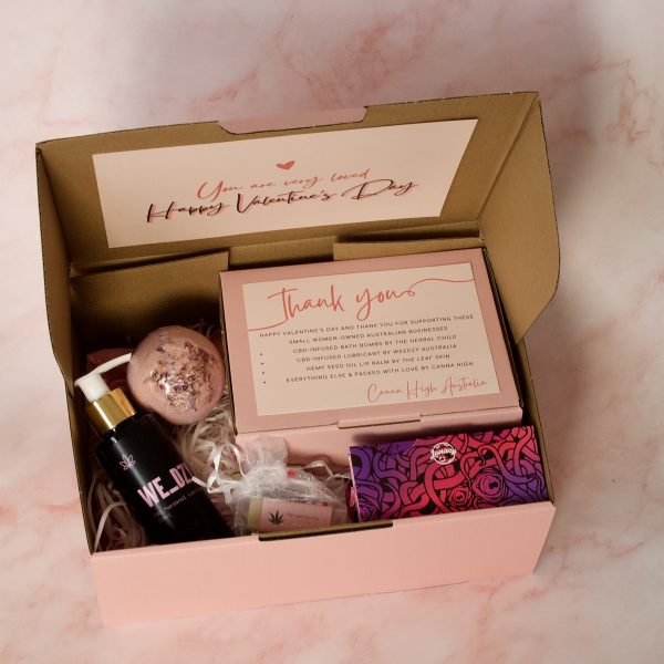 VALENTINES DAY GIFT BOX